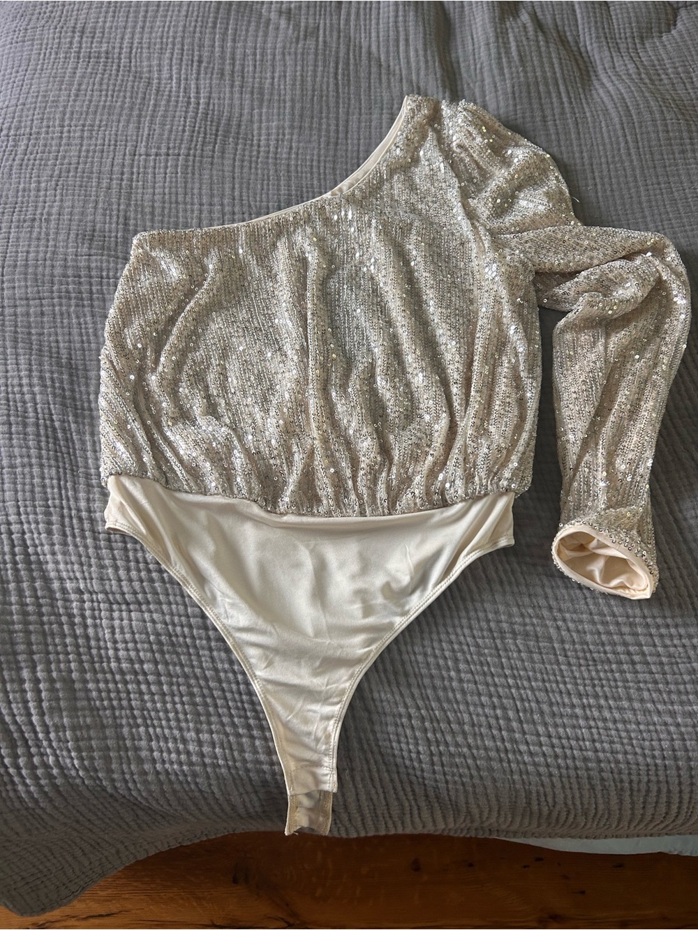 Lulu's One-Shoulder Sequin Bodysuit in Champagne